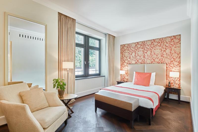 Superior Single Room image 1