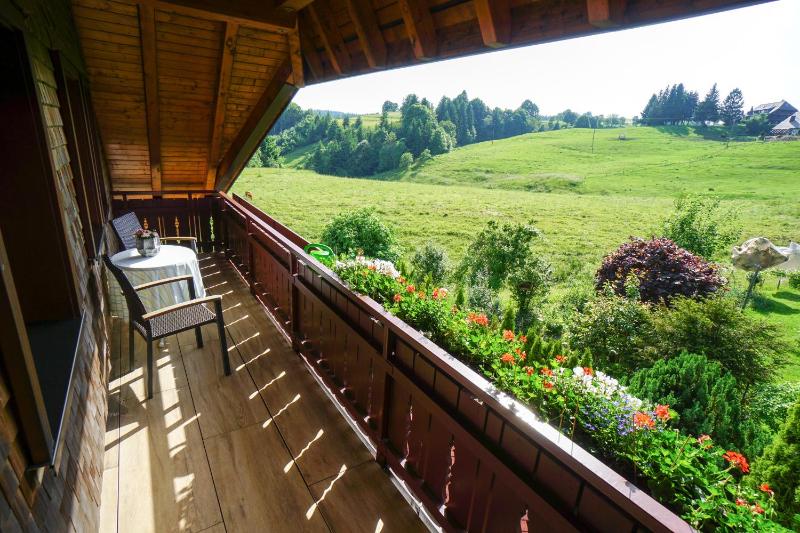 Apartment with Garden View image 4