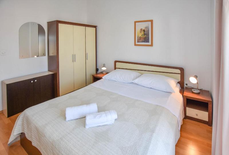 Two-Bedroom Apartment image 3
