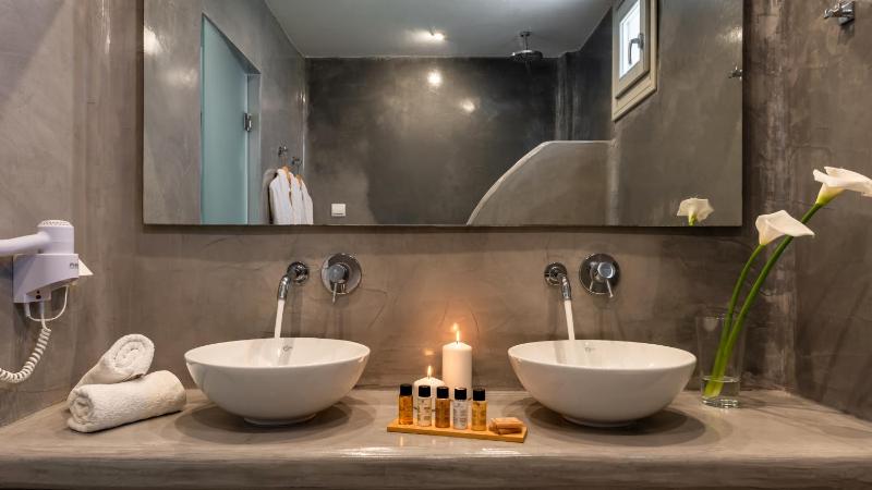 Junior Suite image 2