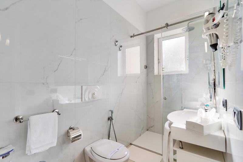 Single Room image 2