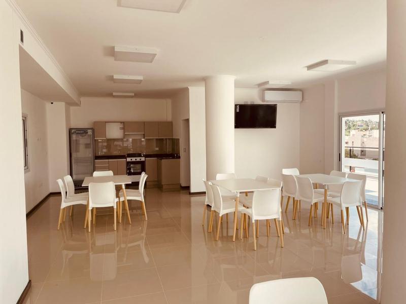 Departamento frente al lago en Villa Carlos Paz - image 7
