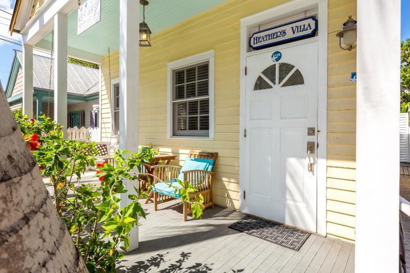 One-Bedroom Cottage image 2