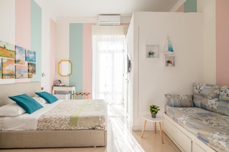 Double Room with Private Bathroom image 1