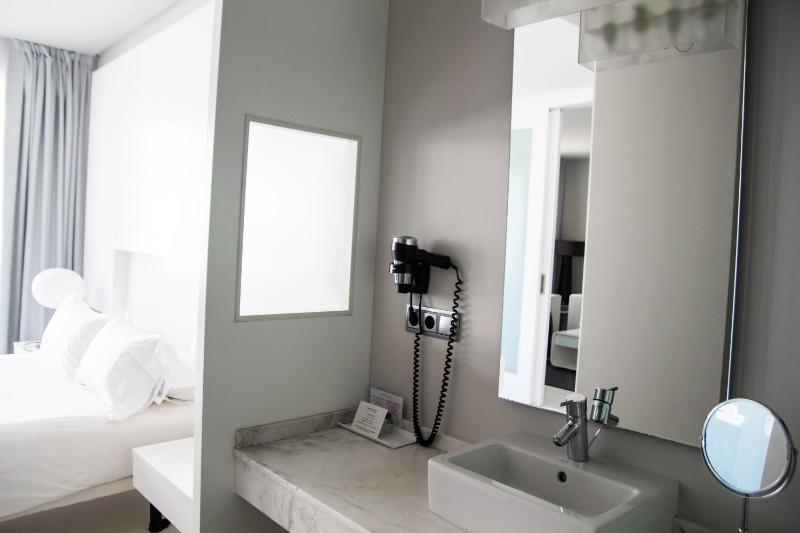 King Suite image 4