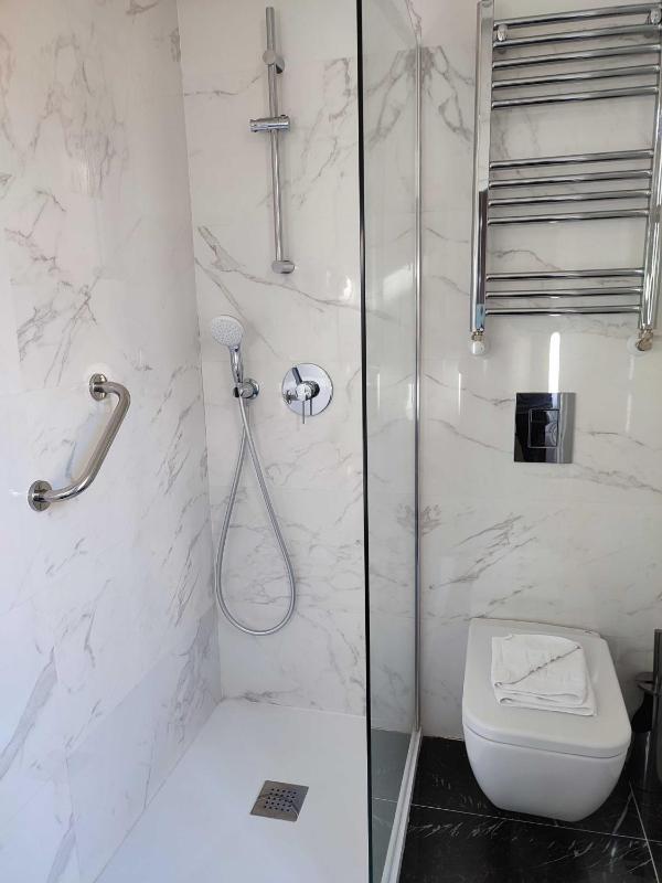 Triple Room image 2