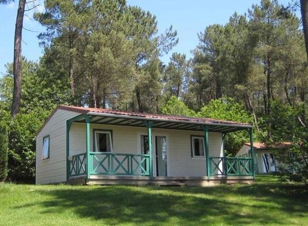 Three-Bedroom Chalet image 1