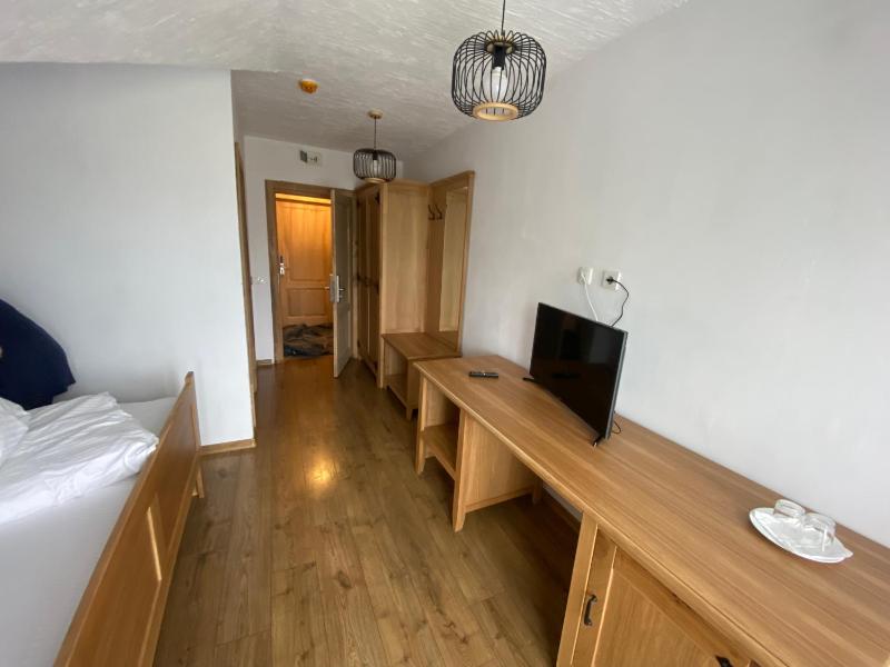 Double Room - Attic image 4