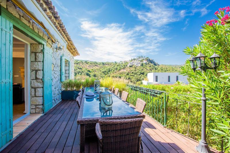 VILLA JUSTINE VI4239 By Riviera Holiday Homes - image 9
