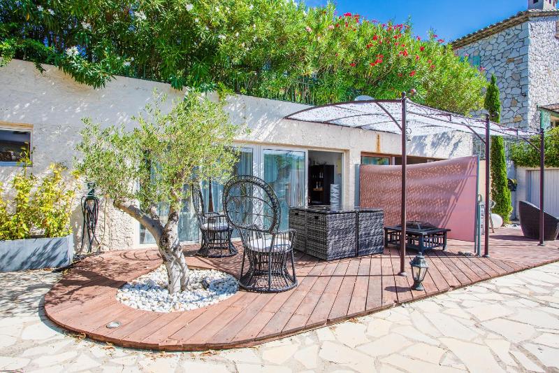 VILLA JUSTINE VI4239 By Riviera Holiday Homes - image 40