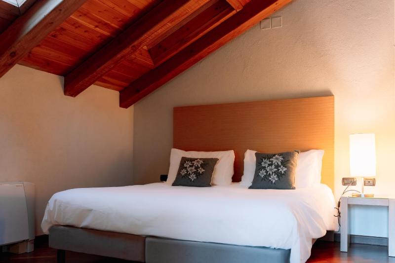 Chalet image 1