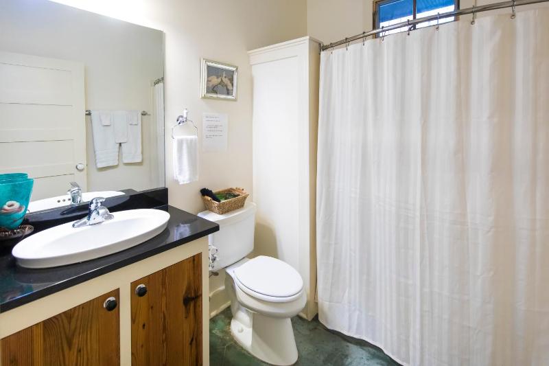 Hibiscus Coffee & Guesthouse - image 18