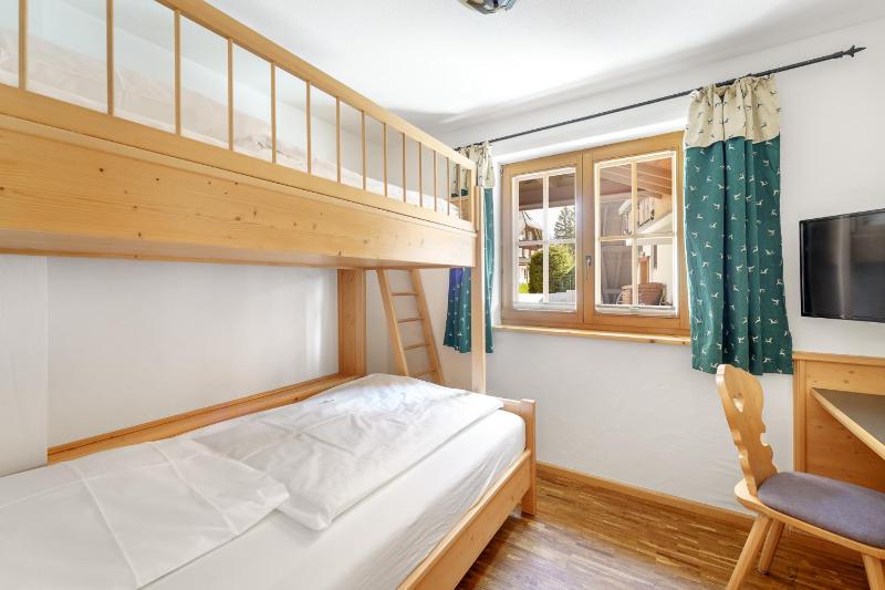 Superior Family Suite image 3