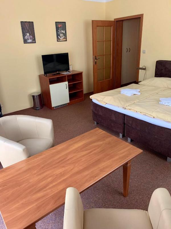 Triple Room image 4
