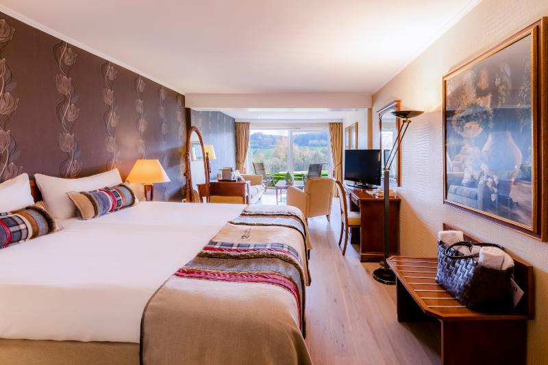 Junior Suite with Terrace image 1