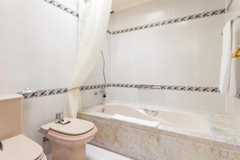 Standard Apartment image 2