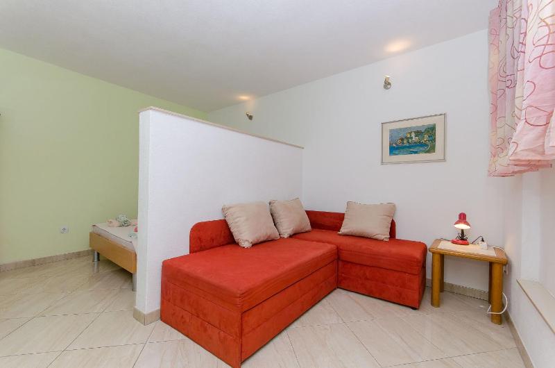 Apartments Tonci - image 11
