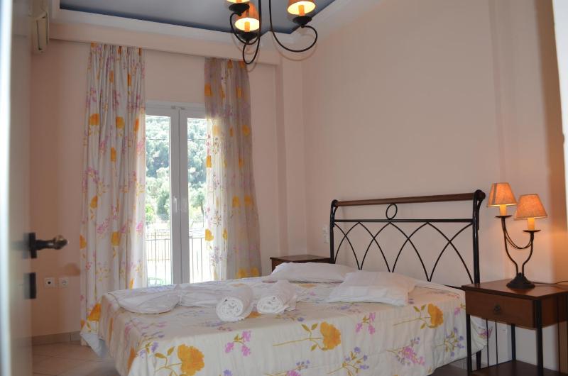 Annas Apartment - image 26