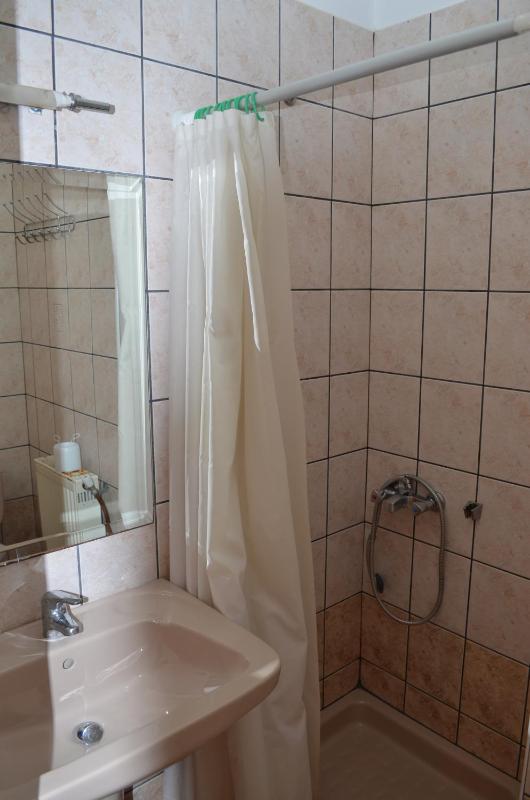 Annas Apartment - image 37