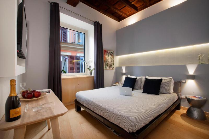 Deluxe Apartment image 1