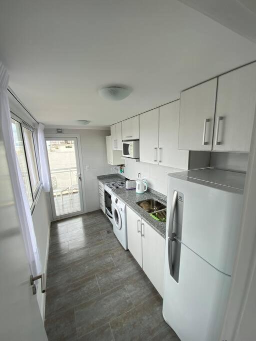 Apartamento con Aire Acondicionado & Cochera en Mar del Plata - image 14