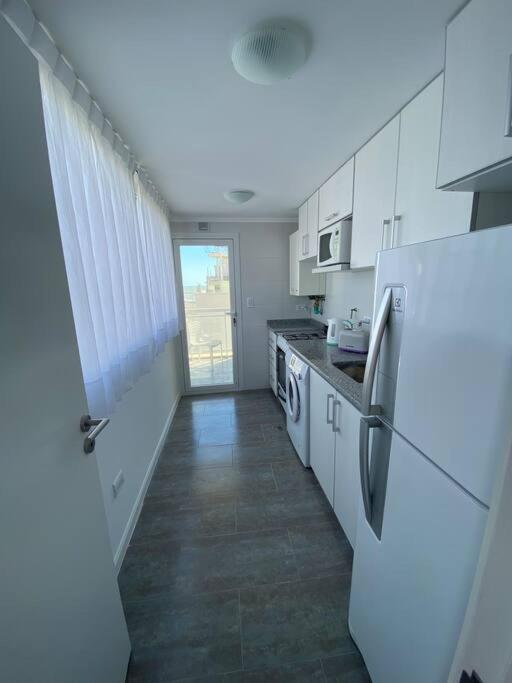 Apartamento con Aire Acondicionado & Cochera en Mar del Plata - image 7