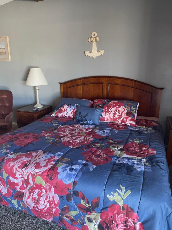 Deluxe King Room image 1