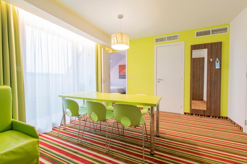 Family Suite with Two Separate Rooms image 3