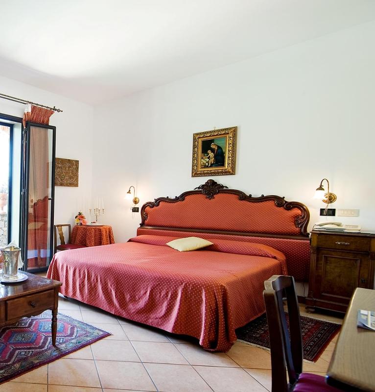 Classic Double Room image 1