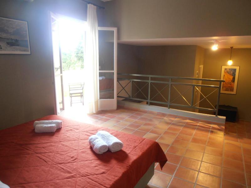 Double Room with Garden View image 2