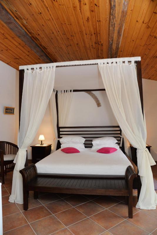Double Room image 1
