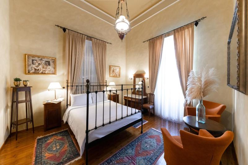 Superior Double Room image 4