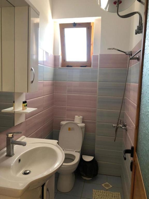 Mintt Hotel - image 10