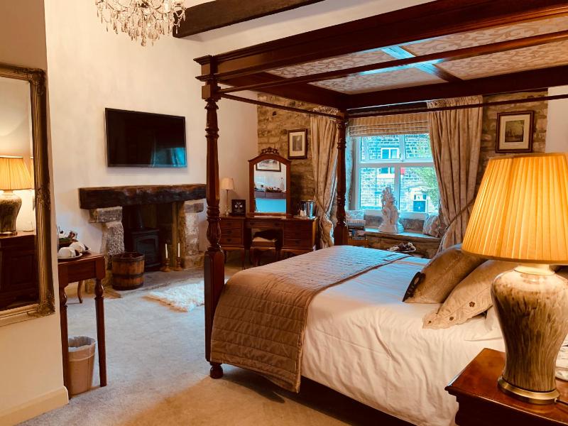Deluxe Double Room image 1