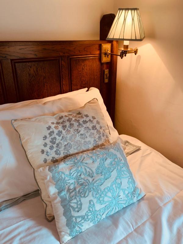 Double or Twin Room image 2