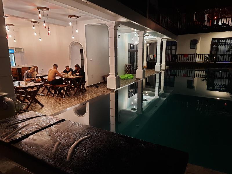 Hotel Calm Haven Unawatuna - image 4