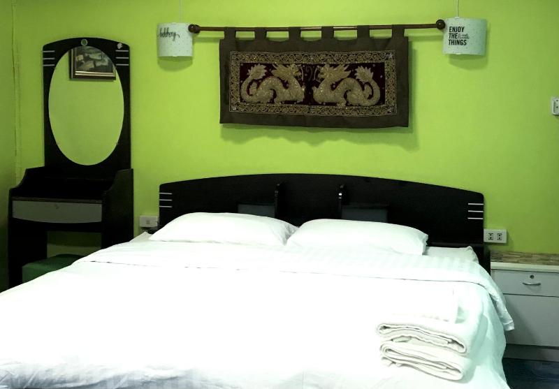 Double Room with Balcony image 3