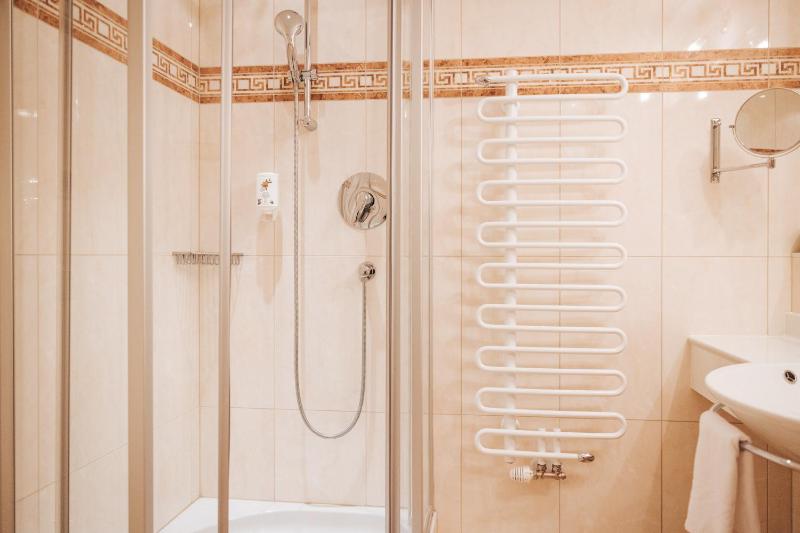 Penthouse Suite with Sauna image 4