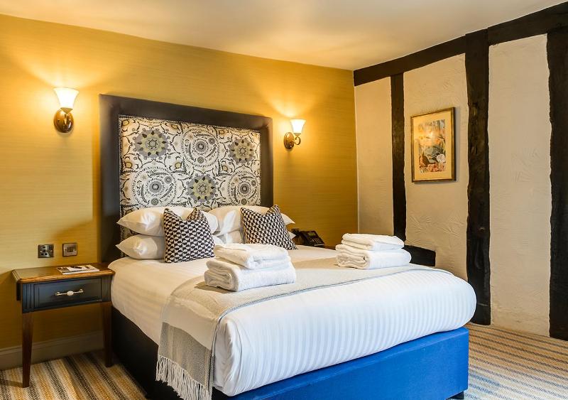 Double Room image 1