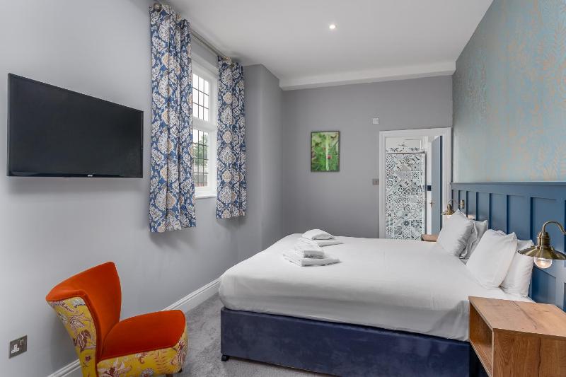 Superior Double Room image 1