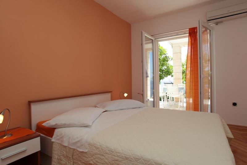 Apartment in Podgora with sea view terrace air conditioning WiFi 849-1 - image 10