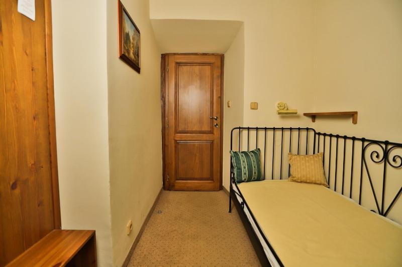 Single Room image 2