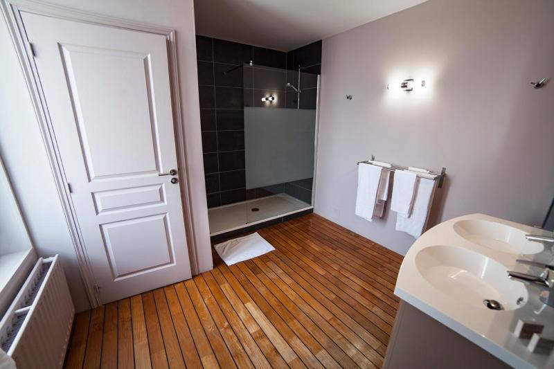 Superior Double Room image 3