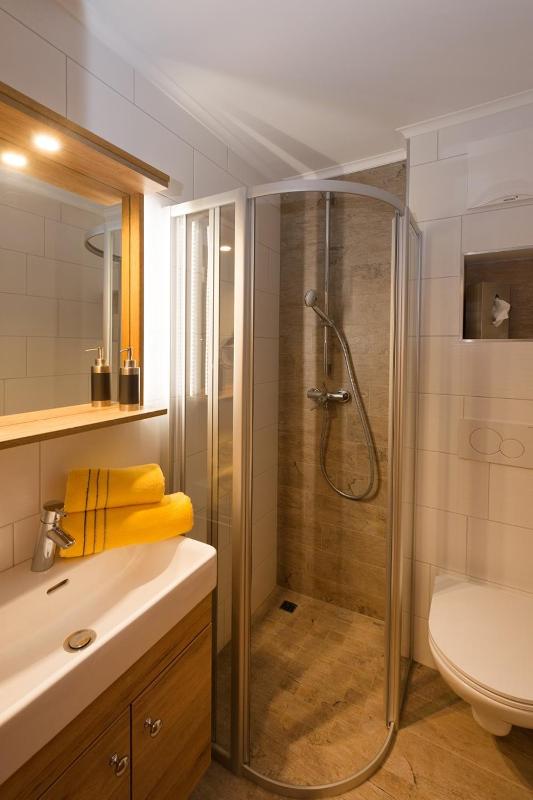 Apartment - Split Level image 3