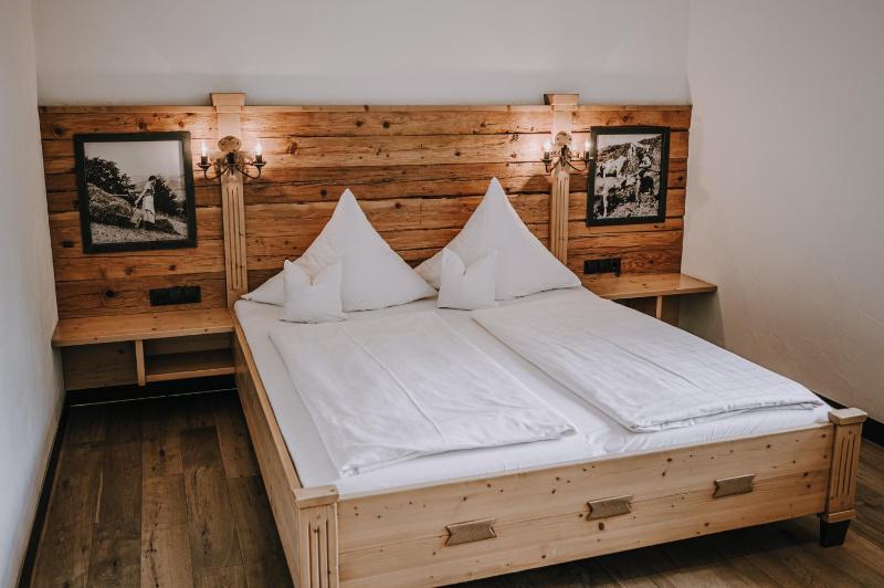 Double Room image 1