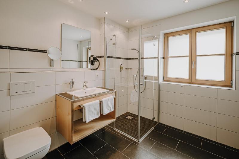 Two-Bedroom Suite image 3