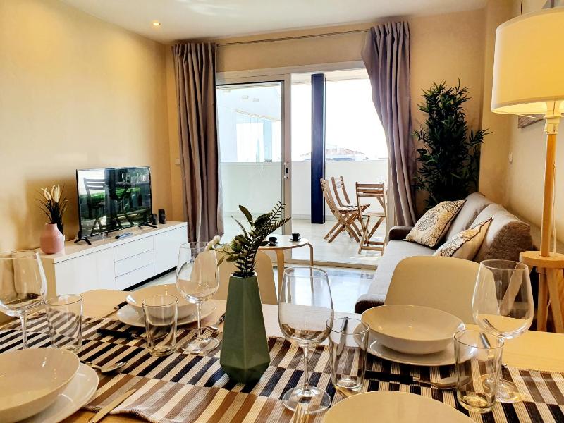 Cozy Apartment on the Beach - image 12
