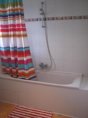 Little Amber Apartments - image 40