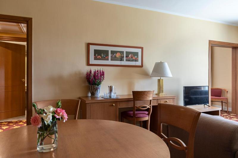 Suite image 3