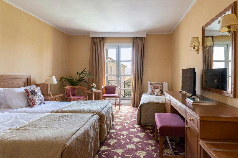 Superior Double or Twin Room image 4